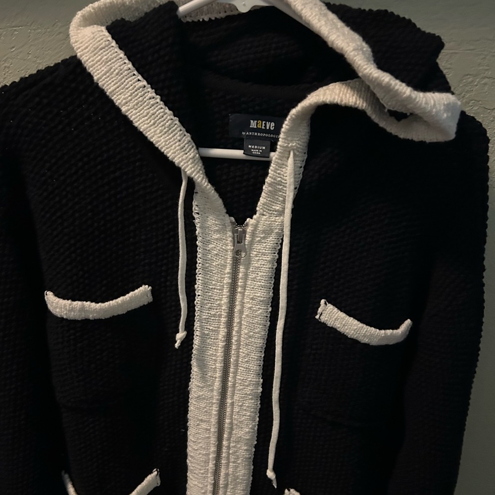 Sweater hoodie